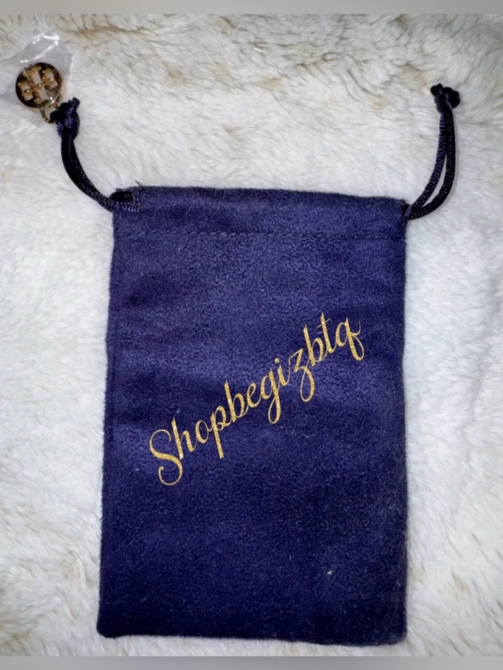 ORIGINAL TORY BURCH POUCH BAG BUY 5 GET ONE FREE $10 X 5 = $50 PLUS ONE FREE